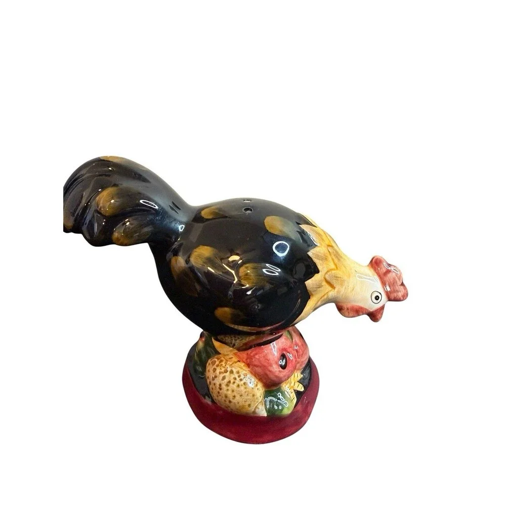 Cute Chicken Rooster Hen Salt & Pepper Shaker Set Black Red